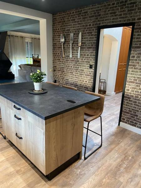 Rénovation complète d'une cuisine avec îlot central proche de Rouen