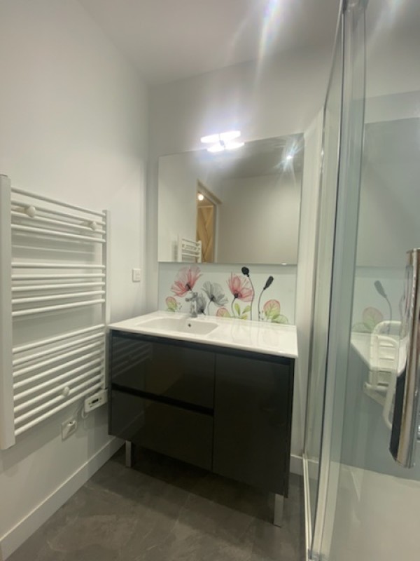 Rénovation d'une petite salle de bain à Rouen 76